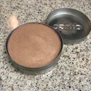 Cargo water resistant bronzer